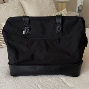 Beis The Weekender in Black